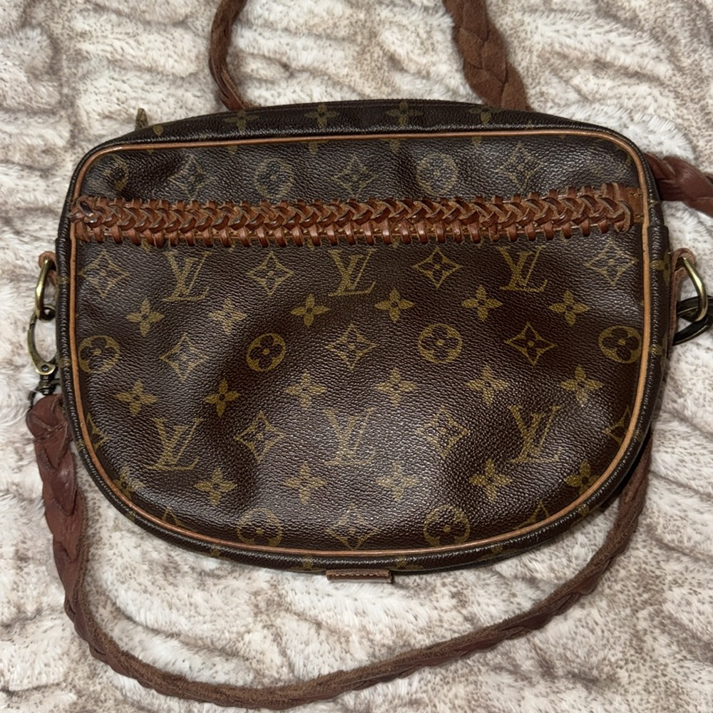 Vintage boho bags authentic Louis Vuitton crossbody - Picture 3 of 3